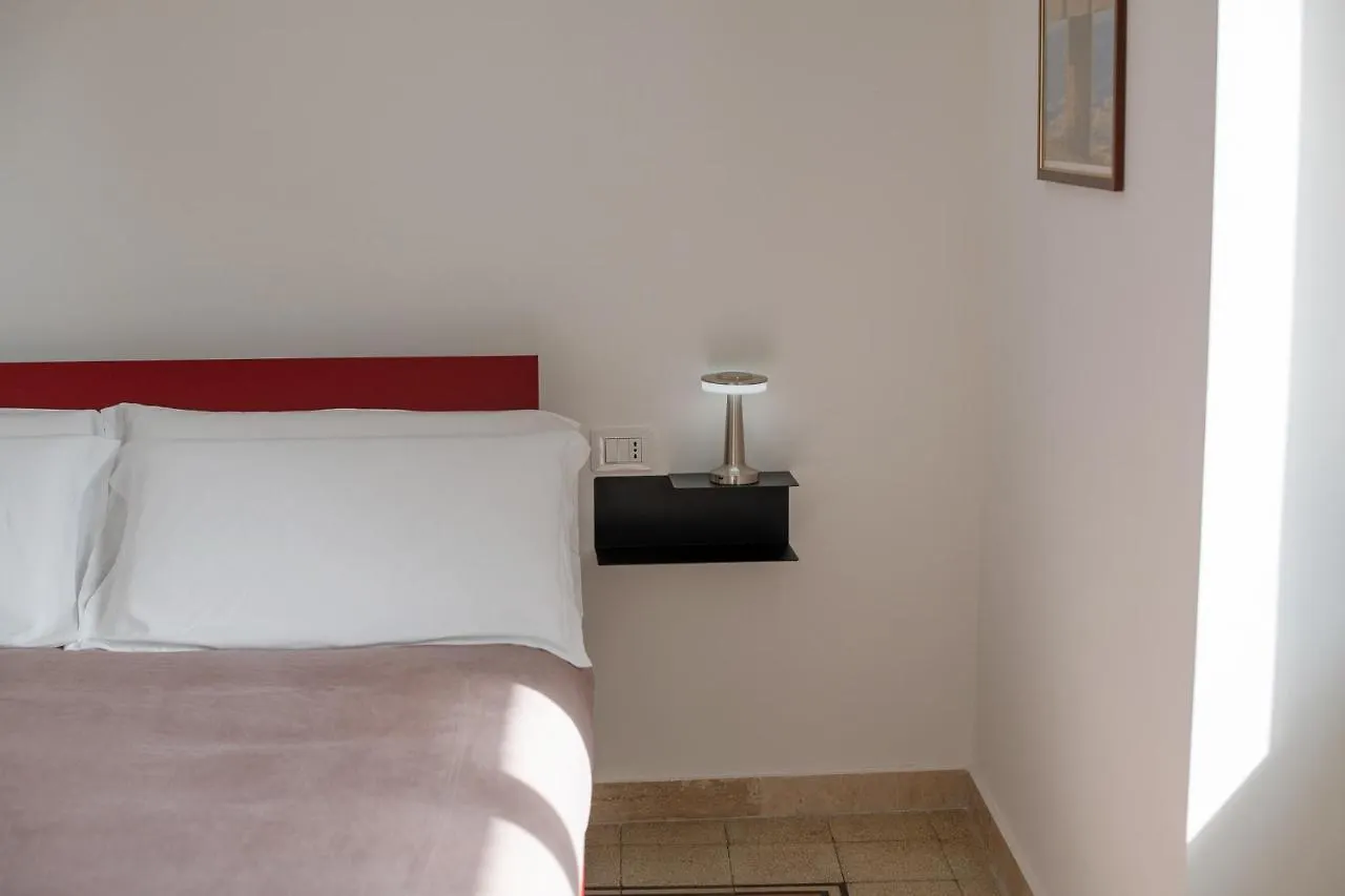 Al Dio Bes Bed & Breakfast Cagliari Italy