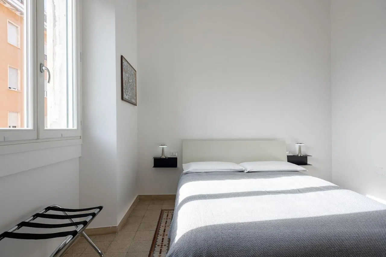 Al Dio Bes Bed & Breakfast Cagliari