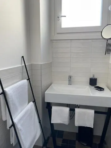 Al Dio Bes Bed & Breakfast Cagliari